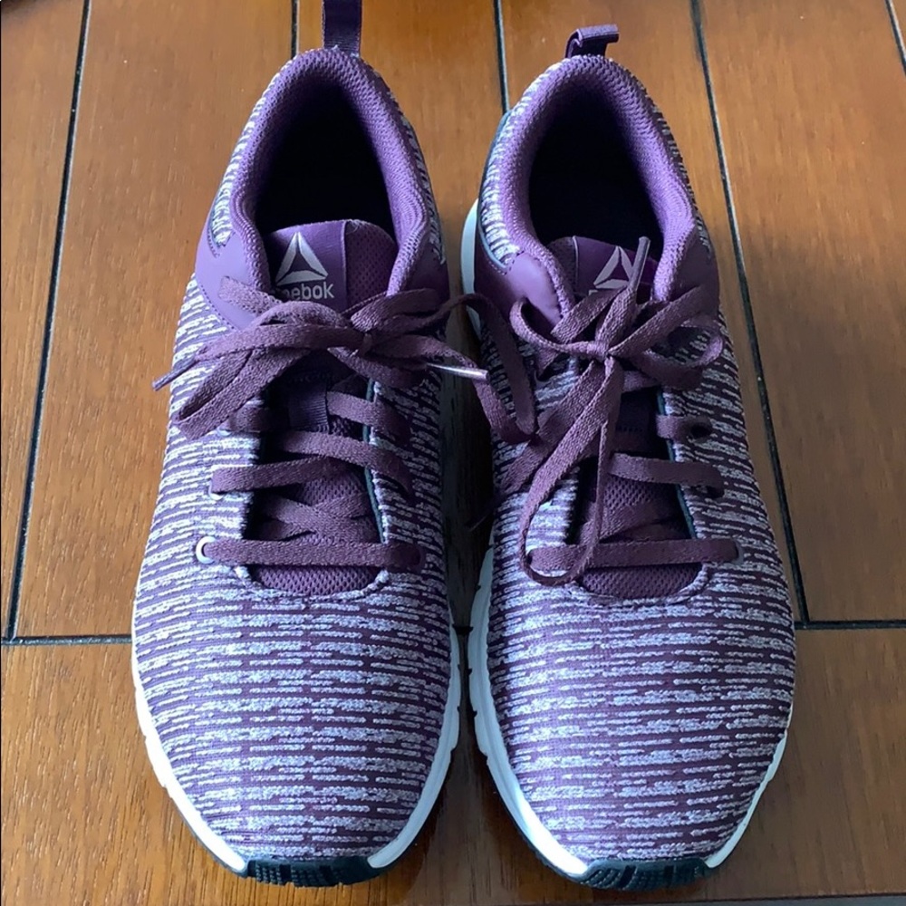 Reebok Sneakers